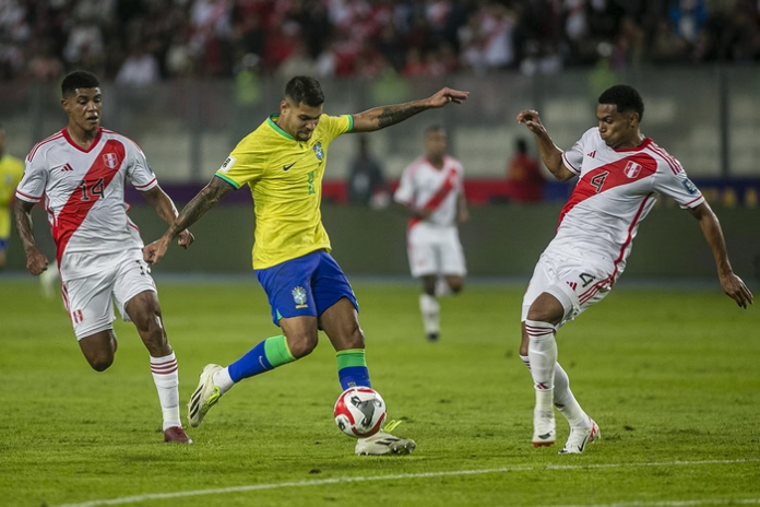 Estádio Mané Garrincha pronto para Brasil x Peru: palco de mais um confronto decisivo pelas Eliminatórias da Copa do Mundo de 2026. Imagem: Martin Fonseca/Eurasia Sport Images/Getty Images