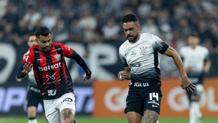 Jogo de vida ou morte! Vitória e Corinthians entram em campo neste sábado em busca de um passo decisivo rumo à permanência no Brasileirão. Quem vai sair com a vitória? Imagem: Rodrigo Coca / Agência Corinthians